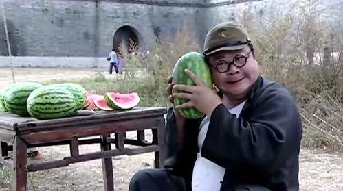 爆笑吃瓜瞬间,笑料横飞,欢乐无限