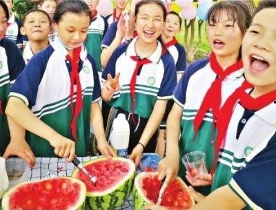 校园圈吃瓜,揭秘校园里的那些“瓜”事